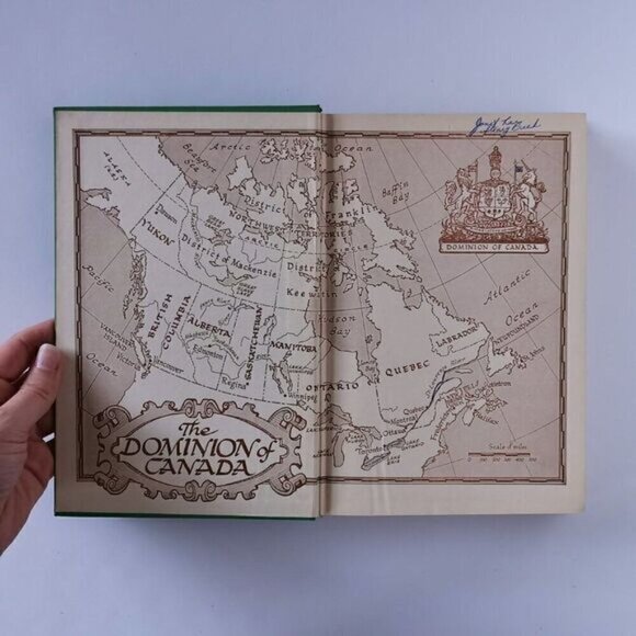 1956 Canada Political Social History Textbook - Canadian Schools Green Book - Picture 5 of 10